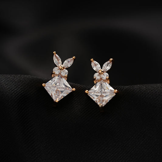 Selunelle- Stone Studded Zirconia Stud Earrings