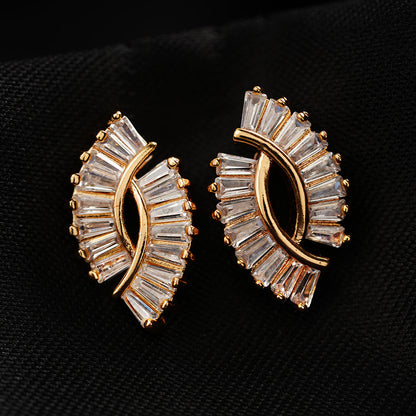 Aurinelle- Stone Studded Zirconia Stud Earrings