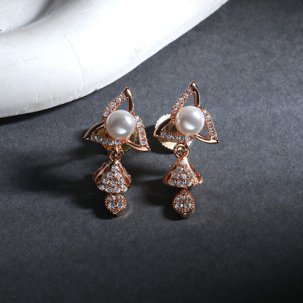 Astra Curve- Stone studded stud earrings