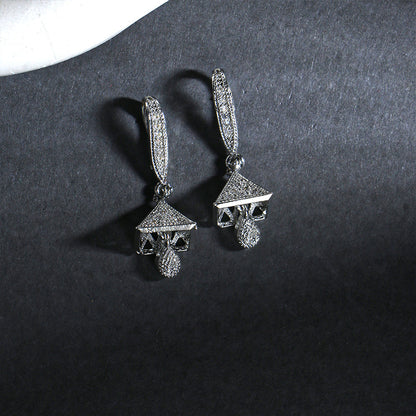 Noira- Stone studded stud earrings